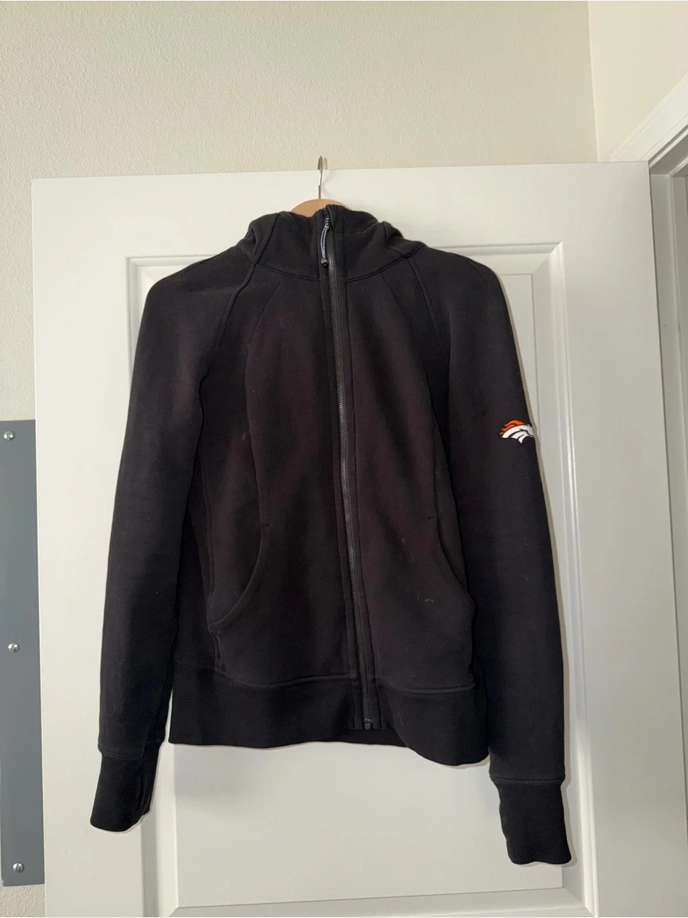 Lululemon Suba Full-Zip w/ Broncos Logo
